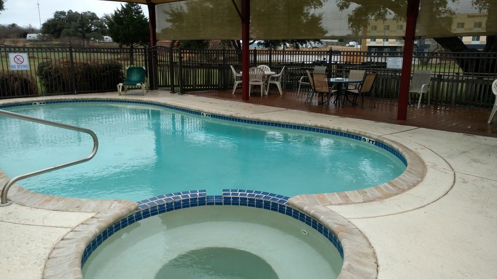 Executive Inn & Suites Cuero 외부 사진
